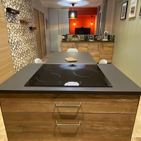 GinasservisLoft Pied De Coline Au Calme公寓 外观 照片