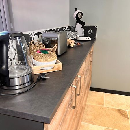 GinasservisLoft Pied De Coline Au Calme公寓 外观 照片